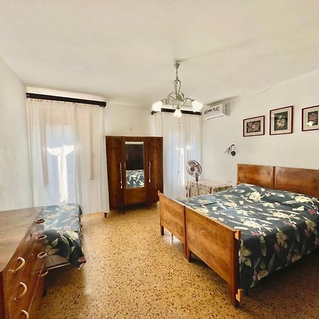 L'Encanto De Luna -Una Casa Autentica Comacchiese Comacchio Exterior photo